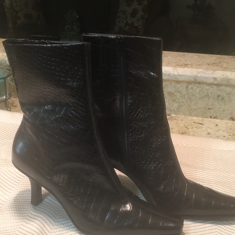 Antonio Melani boots